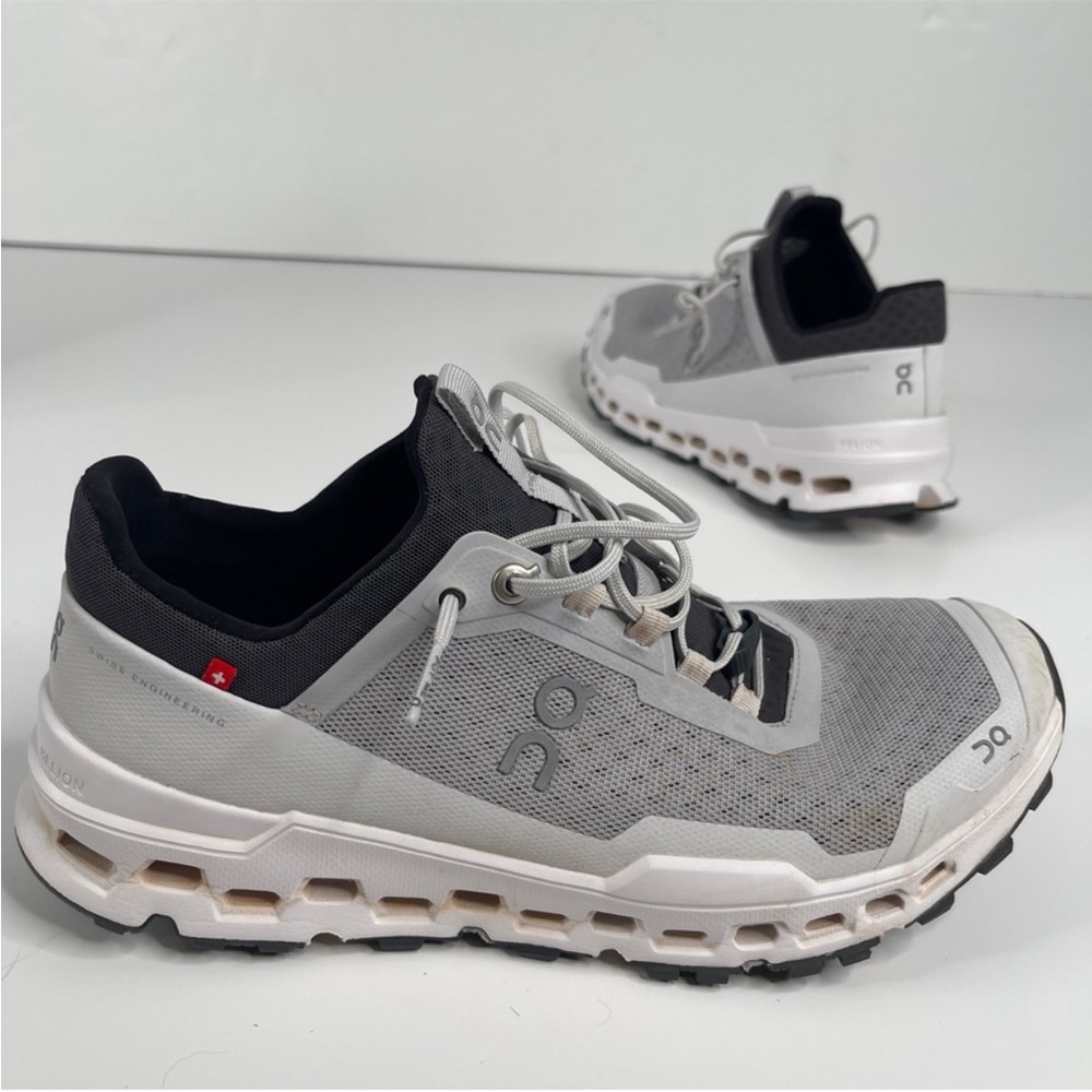 On running shoes (women’s 10)